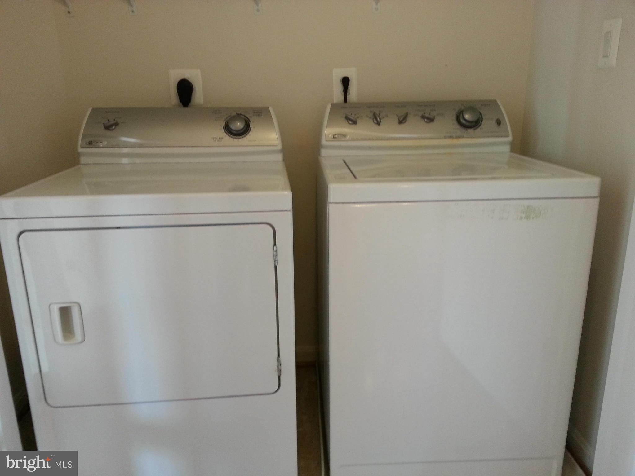 SULLY MANOR - Residential Lease