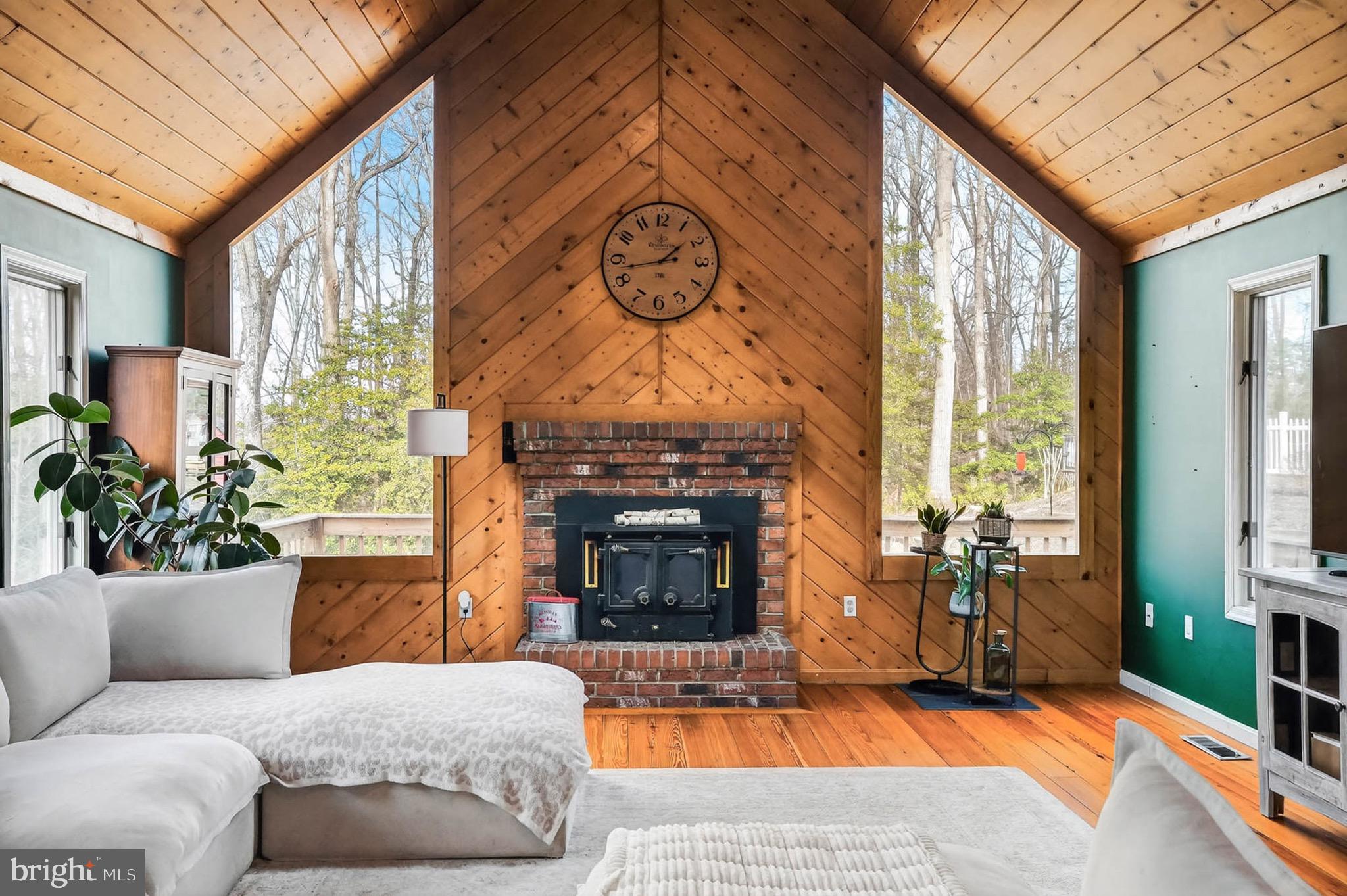 FERRY LANDING WOODS - Residential