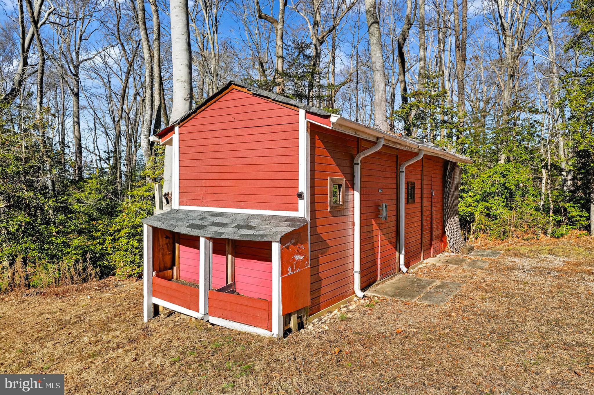 FERRY LANDING WOODS - Residential