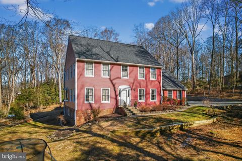 Homes For Sale - 10401 Three Doctors Road<br/> DUNKIRK, MD 20754