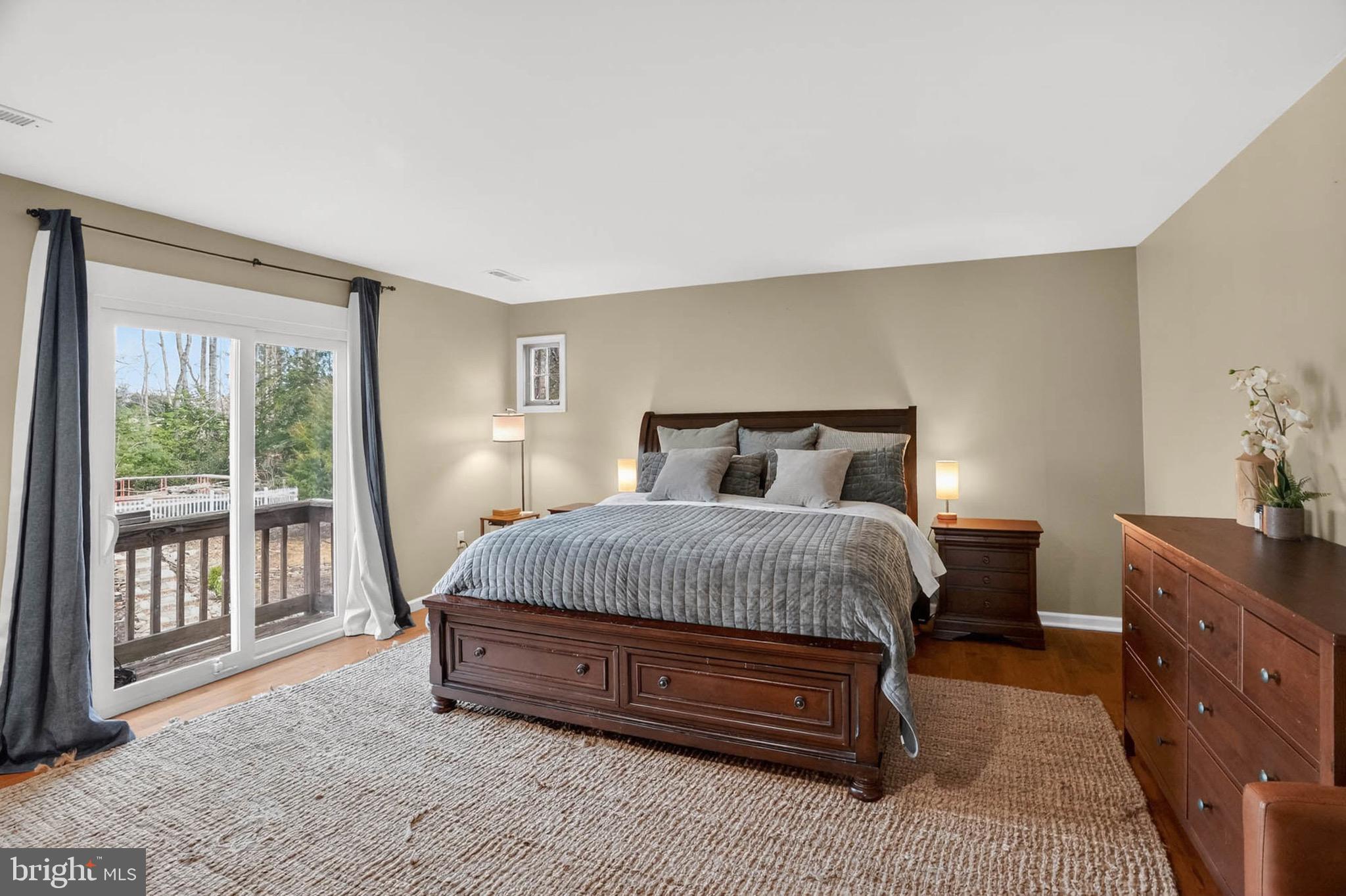 FERRY LANDING WOODS - Residential