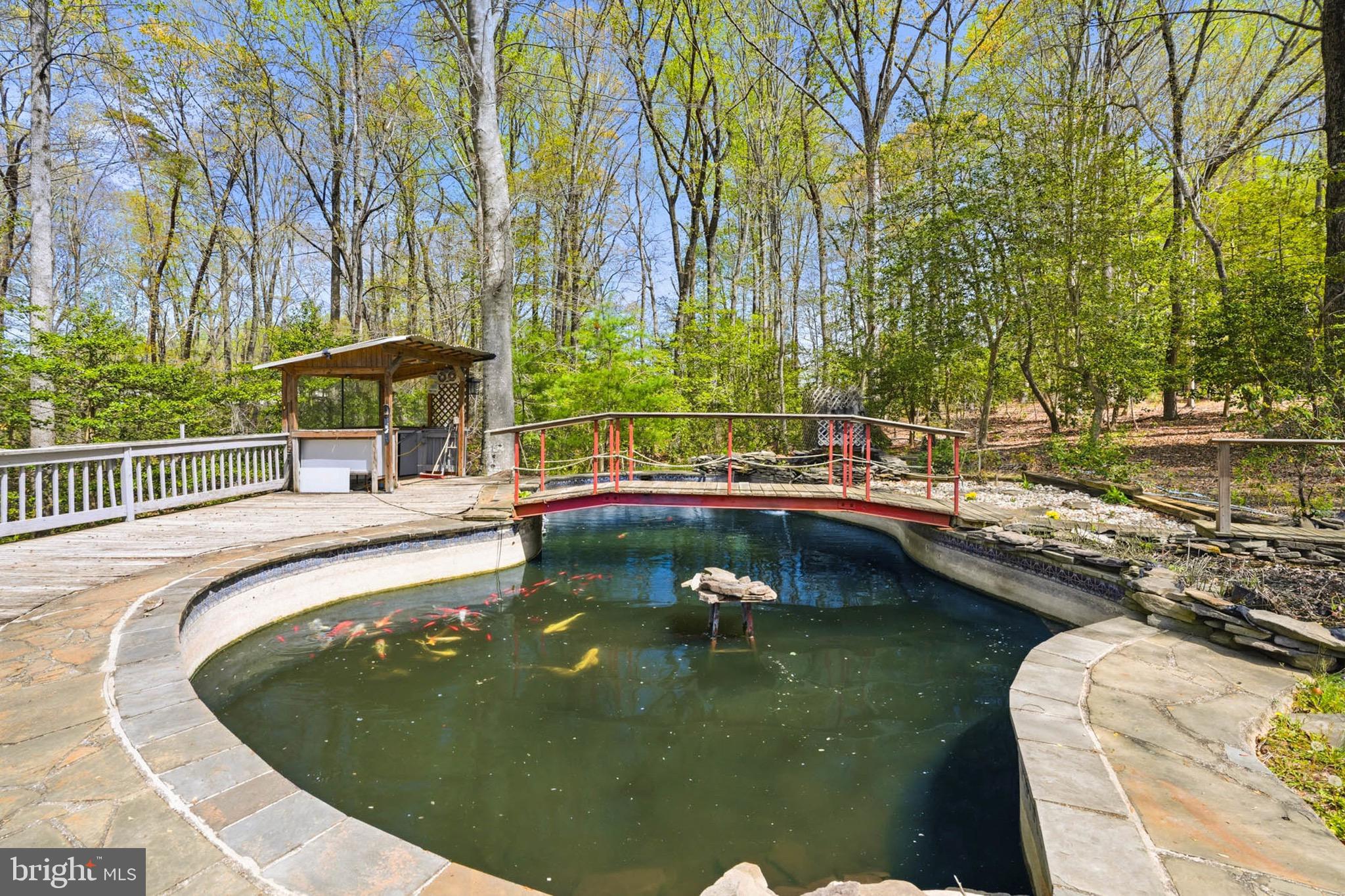 FERRY LANDING WOODS - Residential