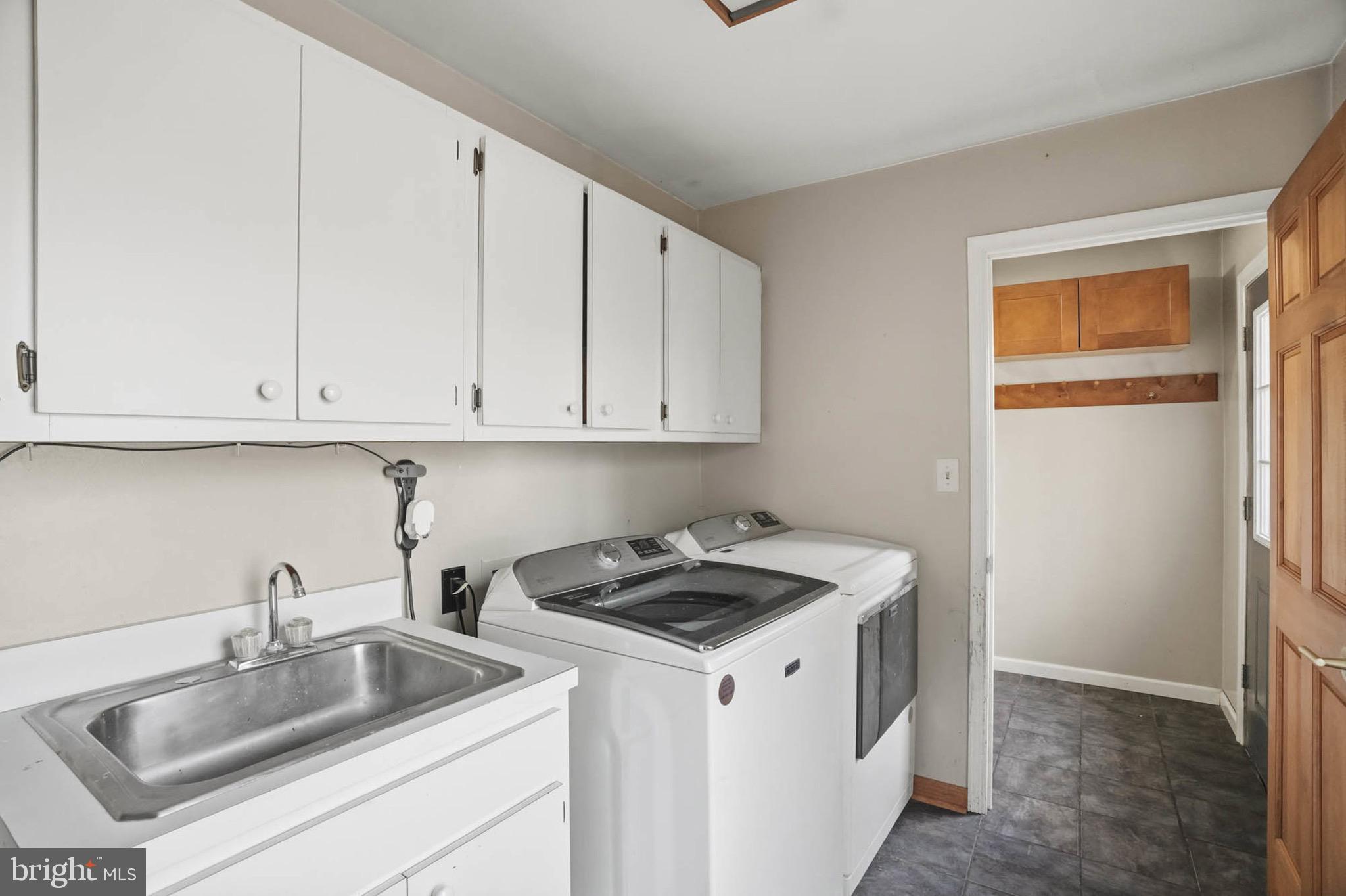 FERRY LANDING WOODS - Residential