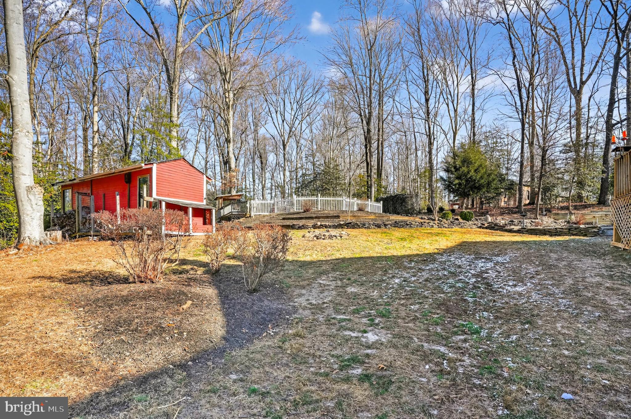 FERRY LANDING WOODS - Residential