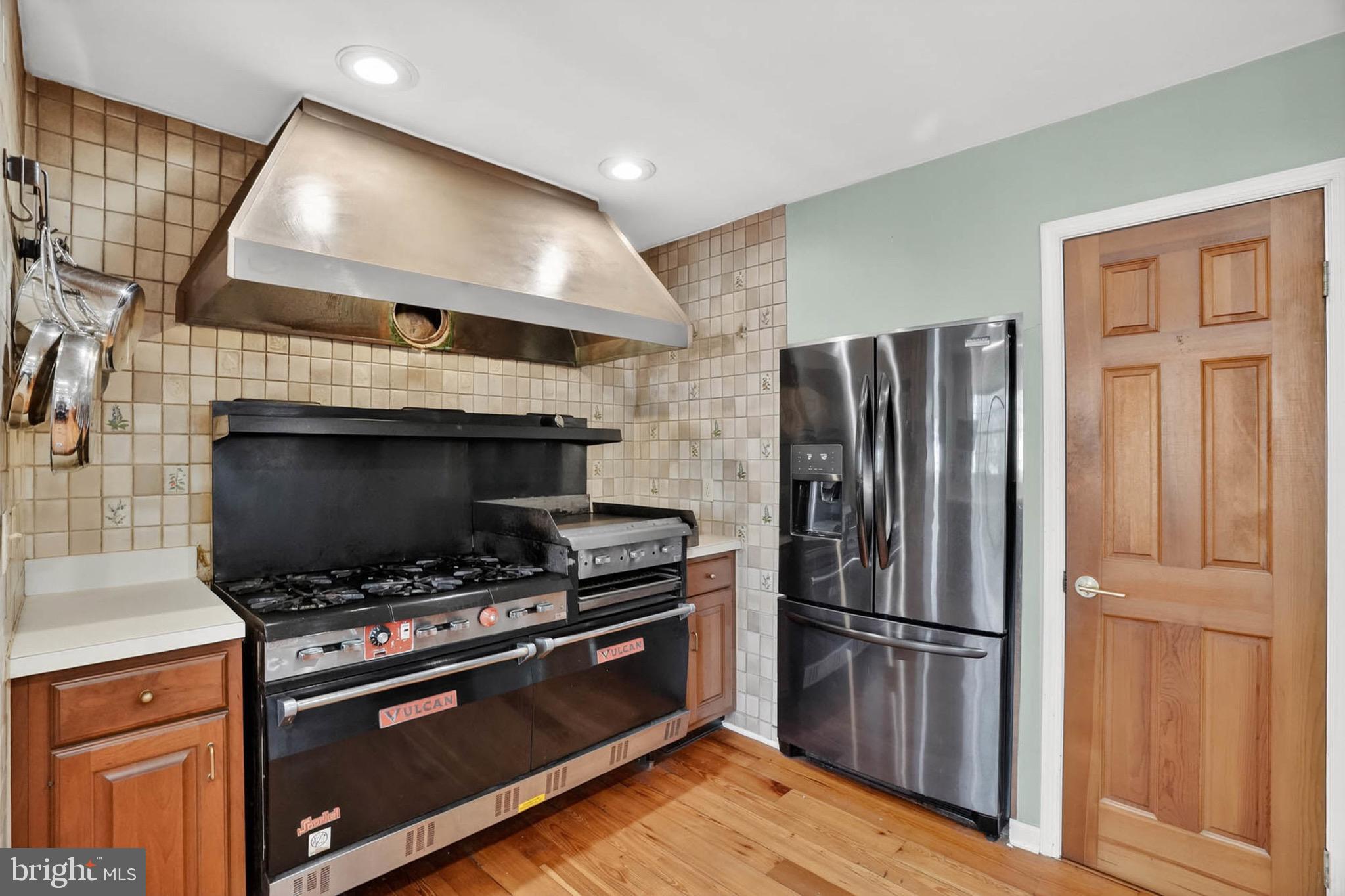 FERRY LANDING WOODS - Residential