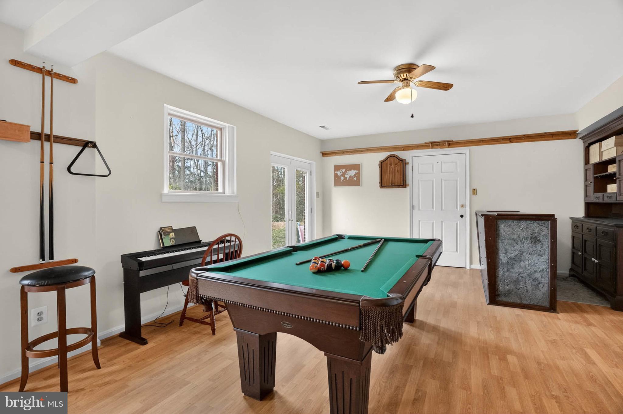 FERRY LANDING WOODS - Residential