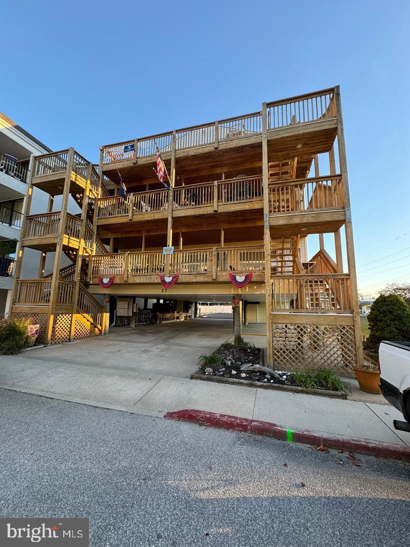 Yearly Rental Available On 143rd Street Ocean Block. 1 bedroom 1 bath. Steps To The Beach. Tenant Pays All Utilities. No Pets No Smoking.
Contact Listing Agent For More Details.