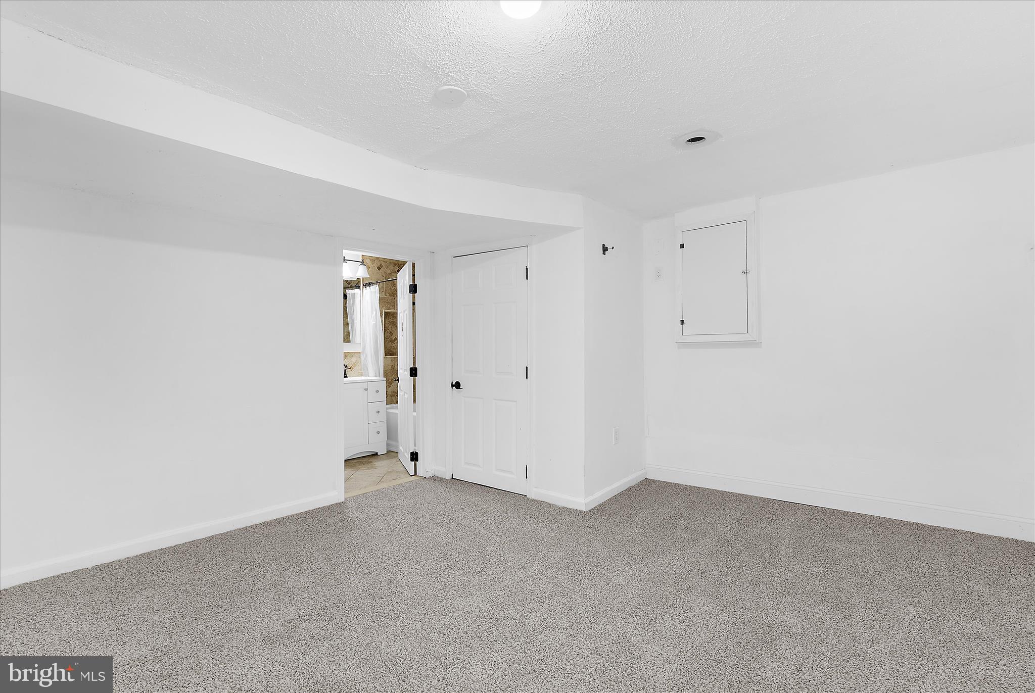 DRUM POINT - Residential