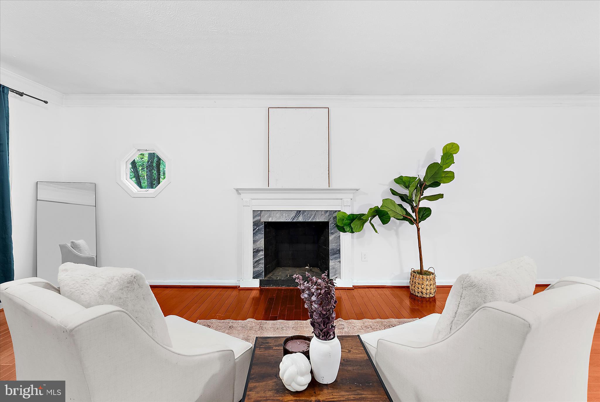 DRUM POINT - Residential