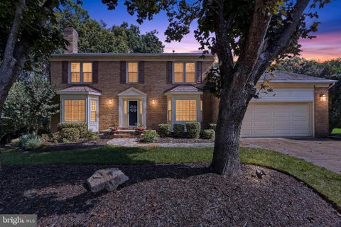 Photo of 1751 Wexford Way, VIENNA, VA 22182 (MLS # VAFX2343438)