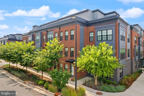 1862 MICHAEL FARADAY DRIVE RESTON VA 20190