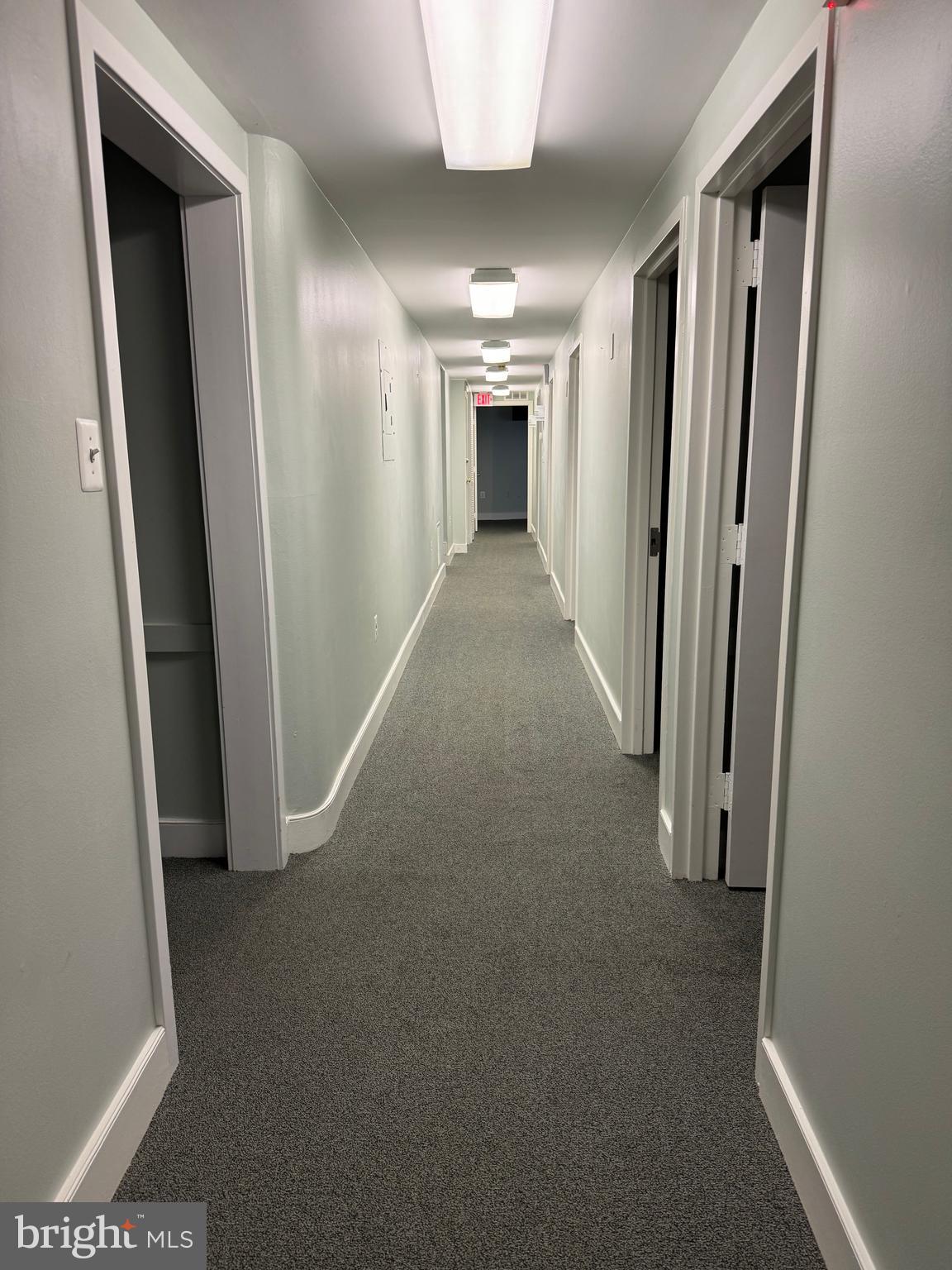 SOMERTON - Commercial Lease