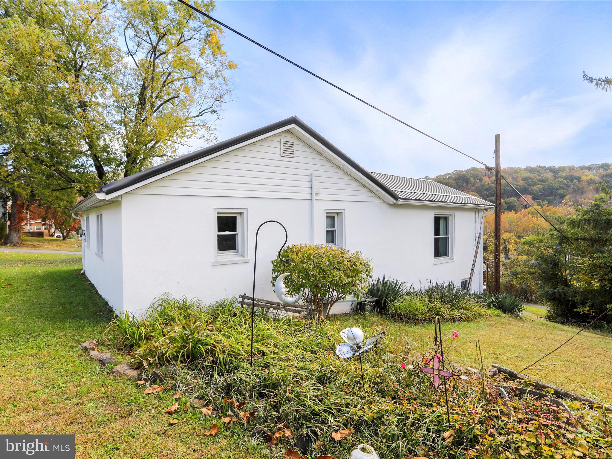 CORRIGANVILLE - Residential