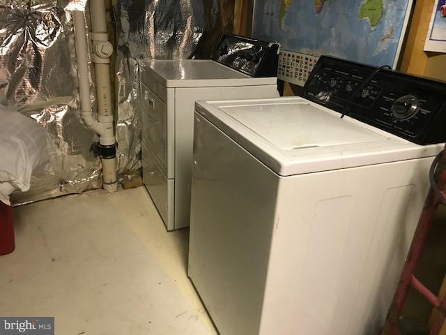 HERON PINES - Residential Lease