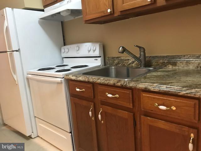 HERON PINES - Residential Lease