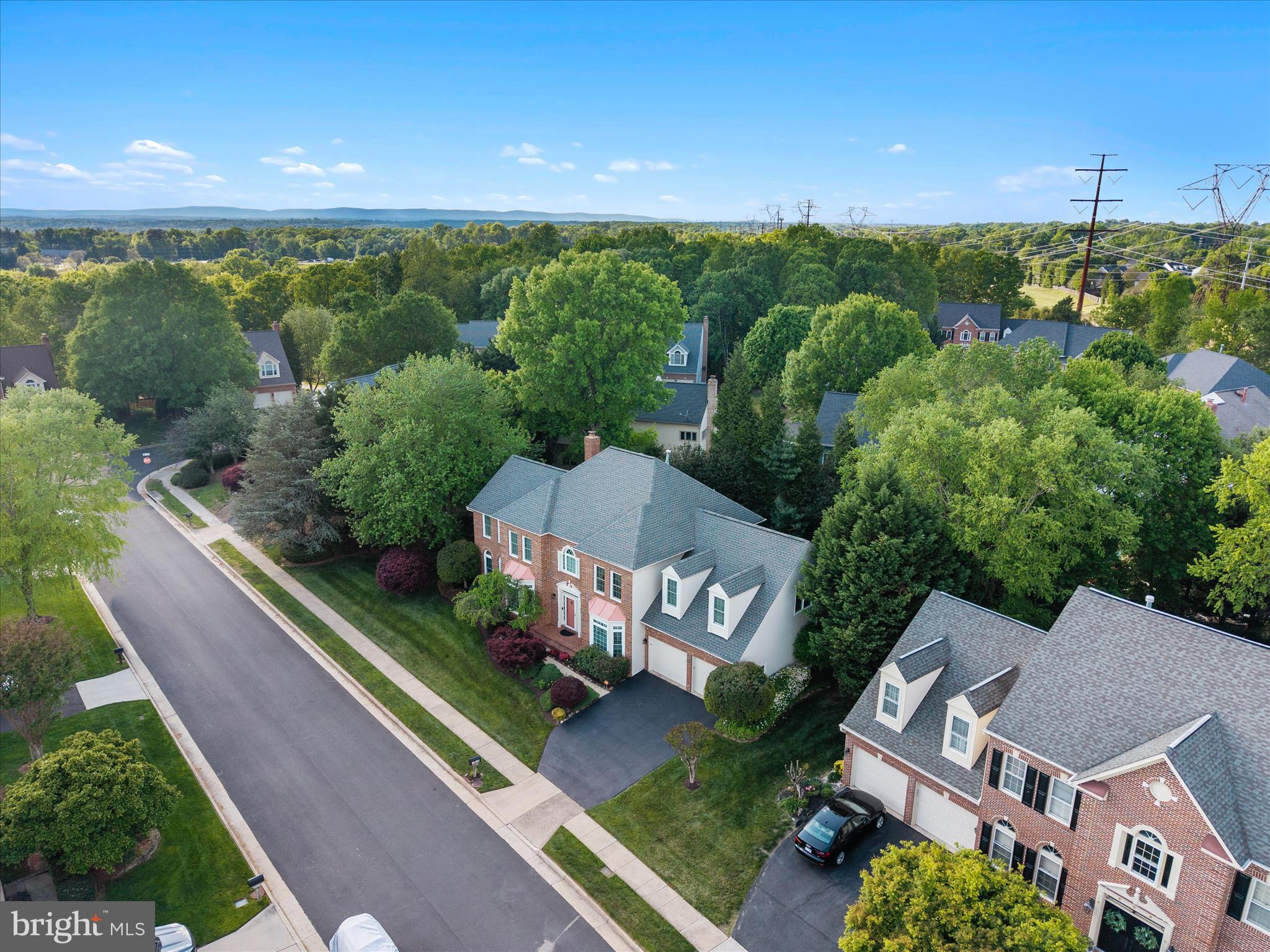 NORTH HART RUN - Residential