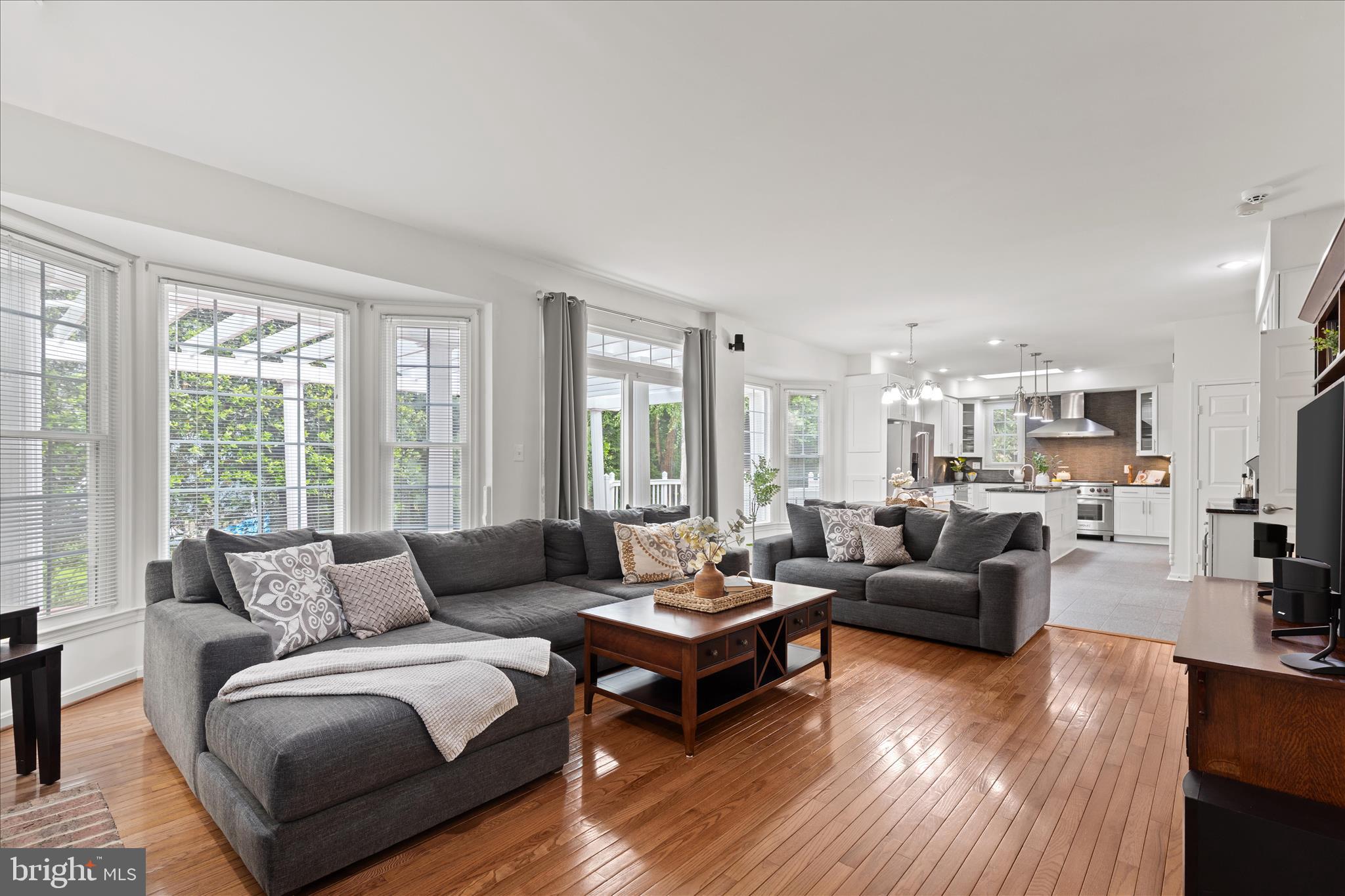 NORTH HART RUN - Residential