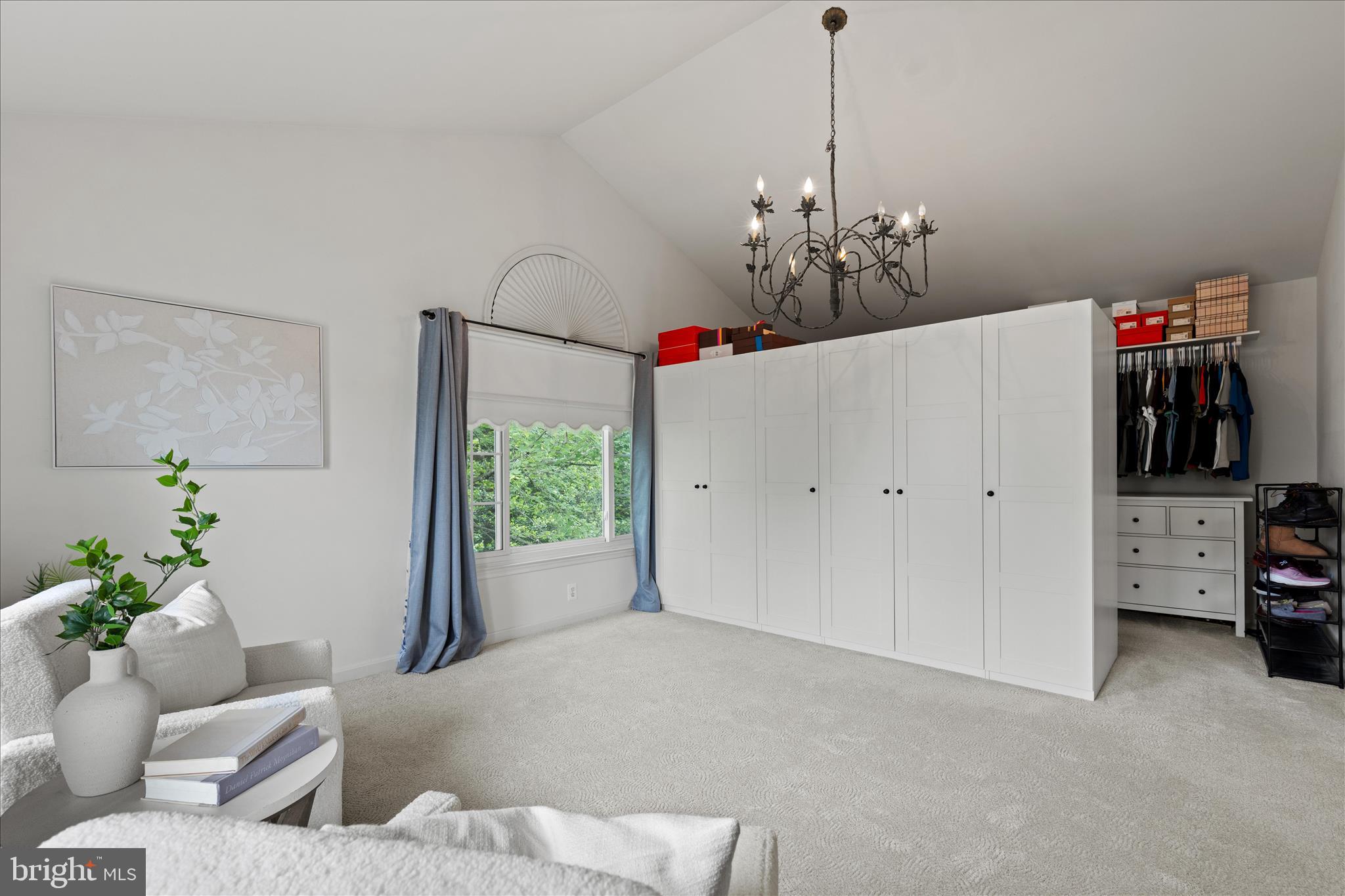NORTH HART RUN - Residential
