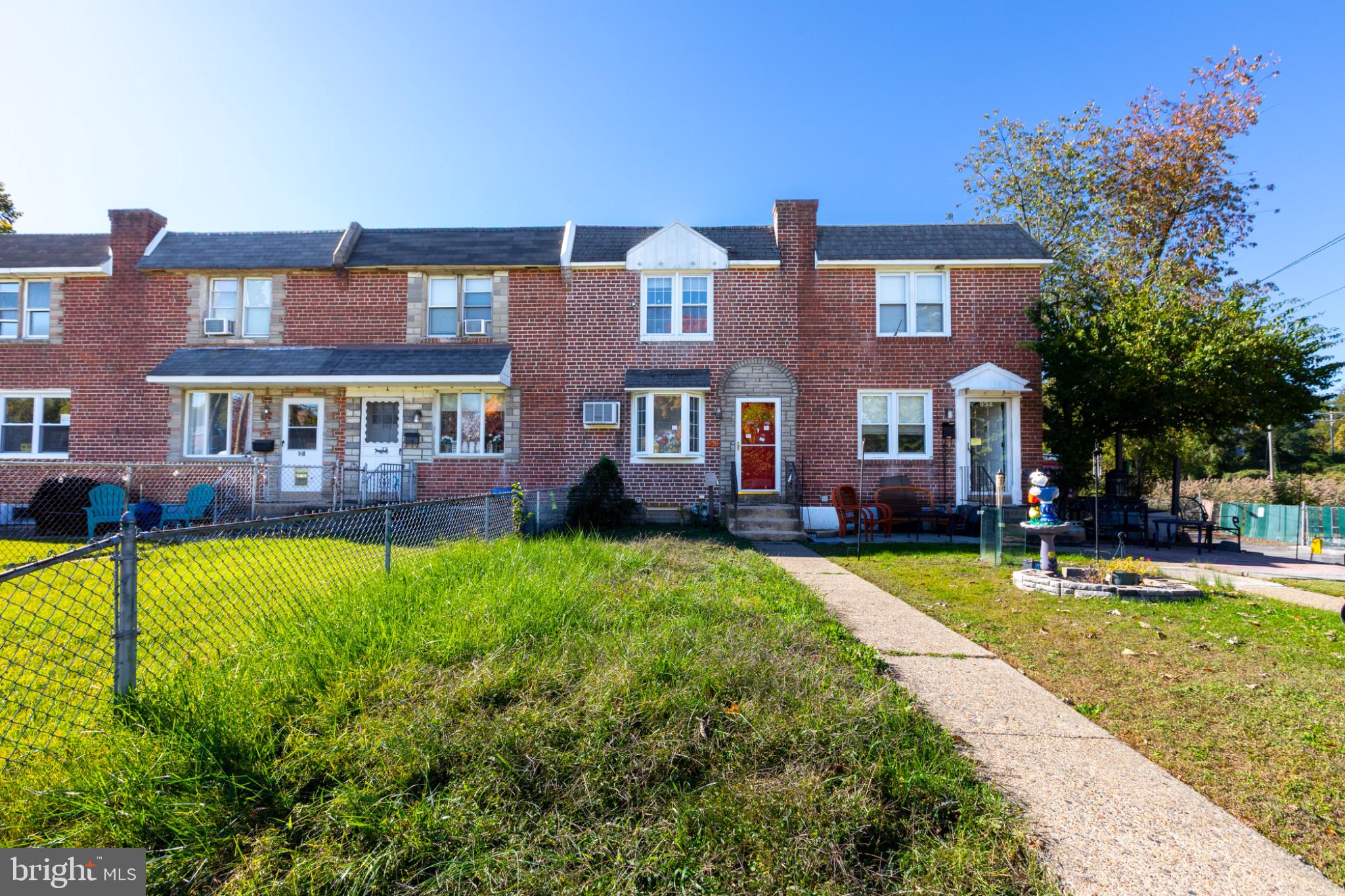 936 TAYLOR DRIVE