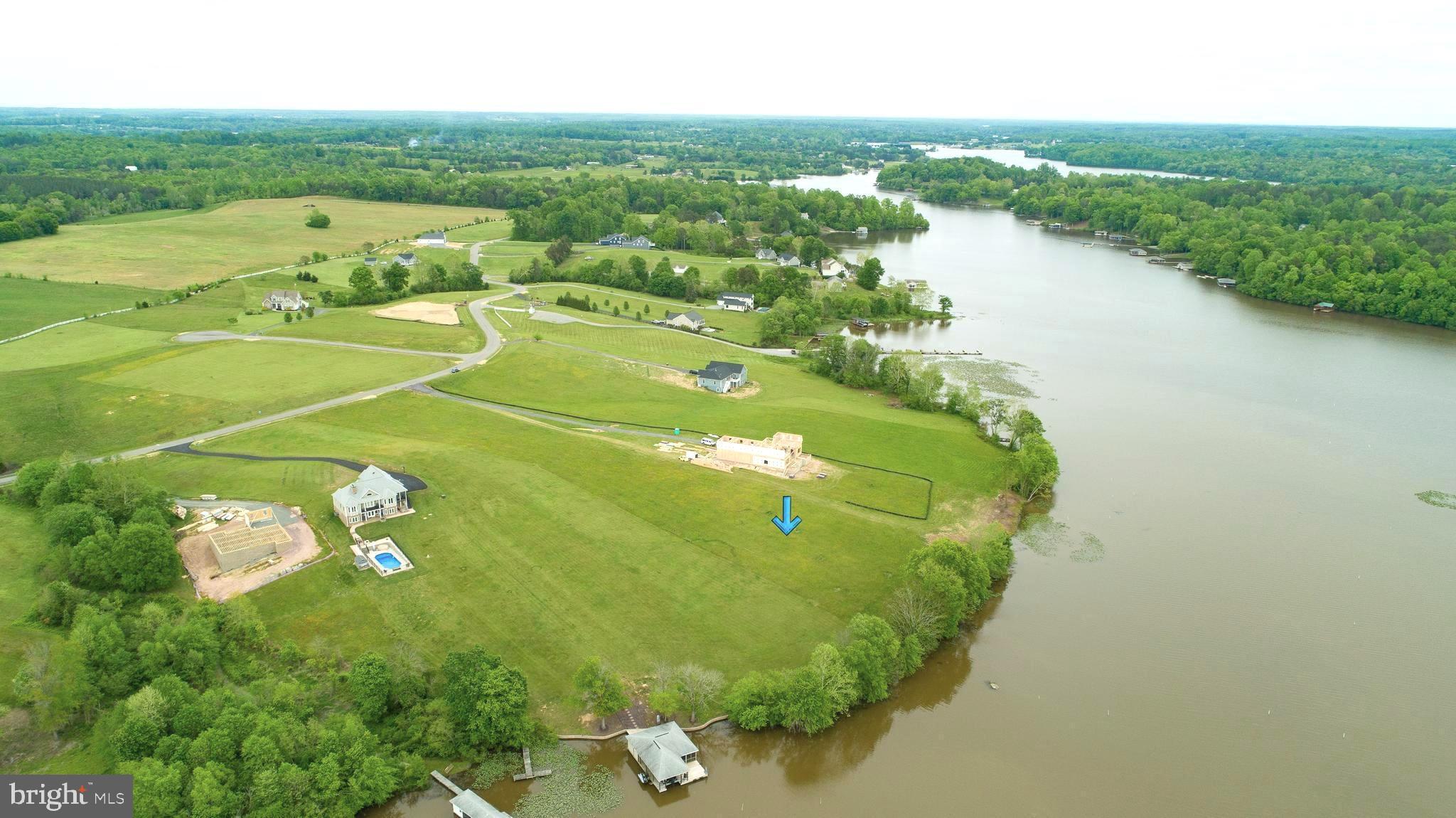 LANDS END AT LAKE ANNA - Land