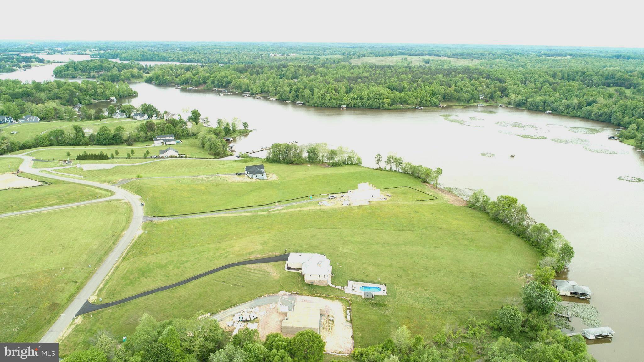 LANDS END AT LAKE ANNA - Land