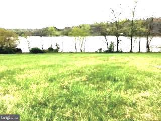 LANDS END AT LAKE ANNA - Land