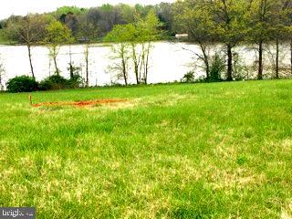 LANDS END AT LAKE ANNA - Land