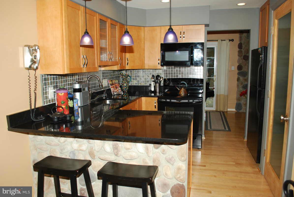 BURKE CENTRE - Residential