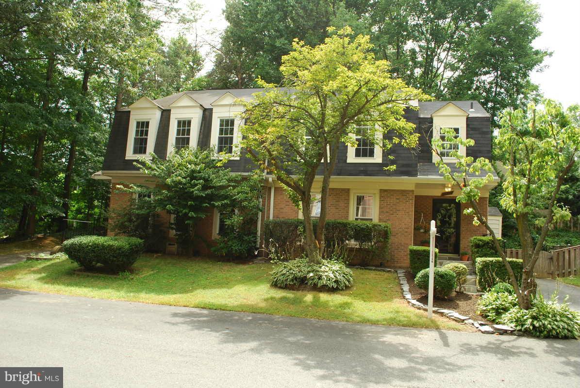 BURKE CENTRE - Residential