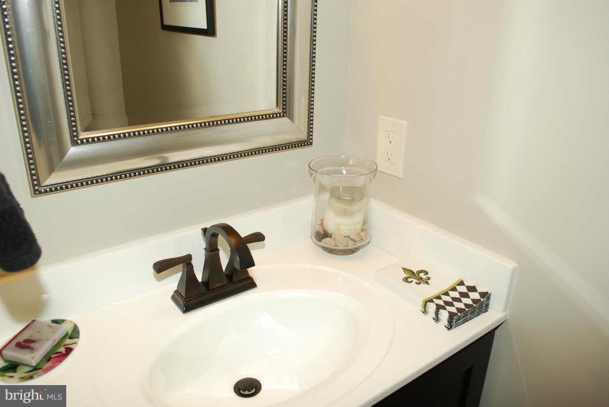 BURKE CENTRE - Residential