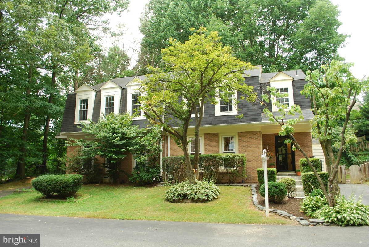 BURKE CENTRE - Residential