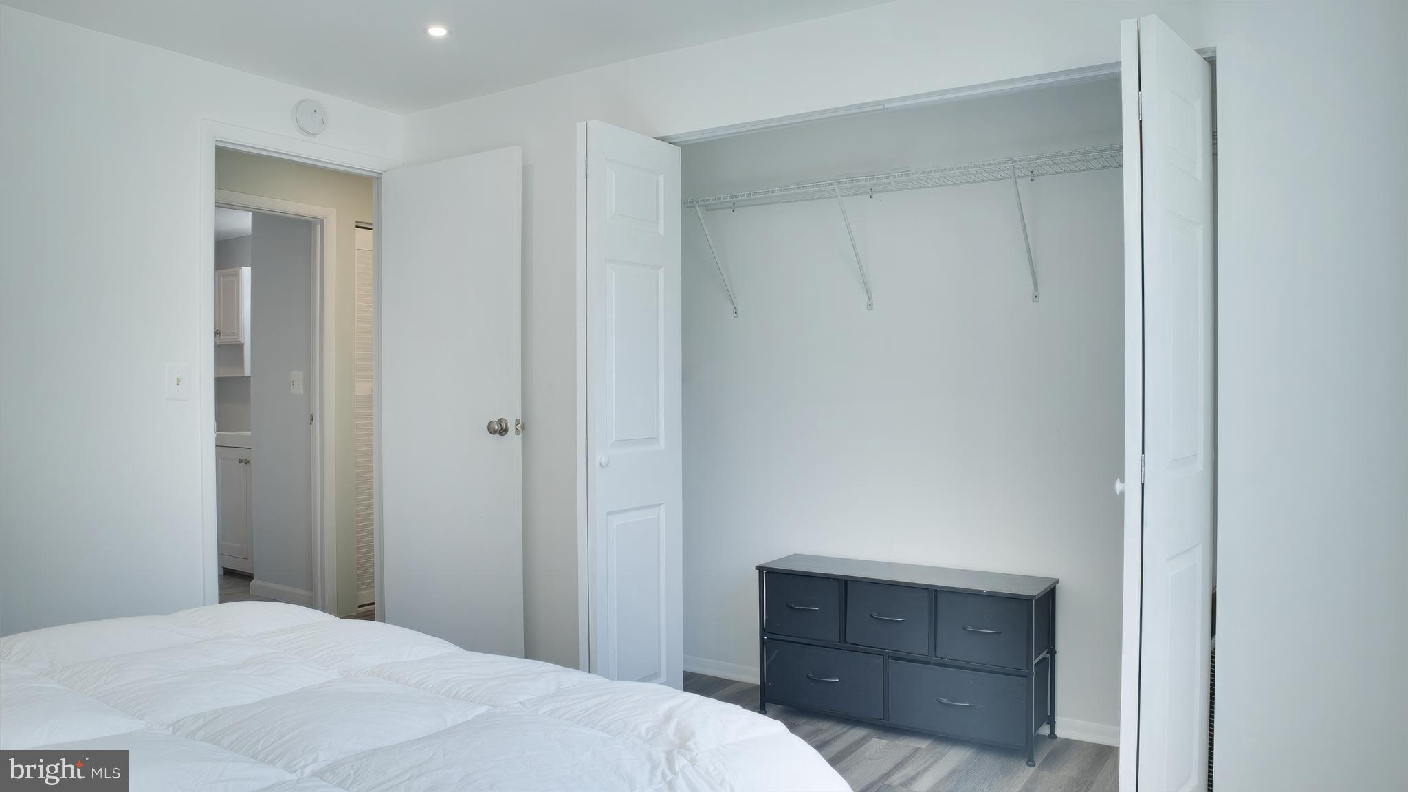 NEWINGTON FOREST - Residential