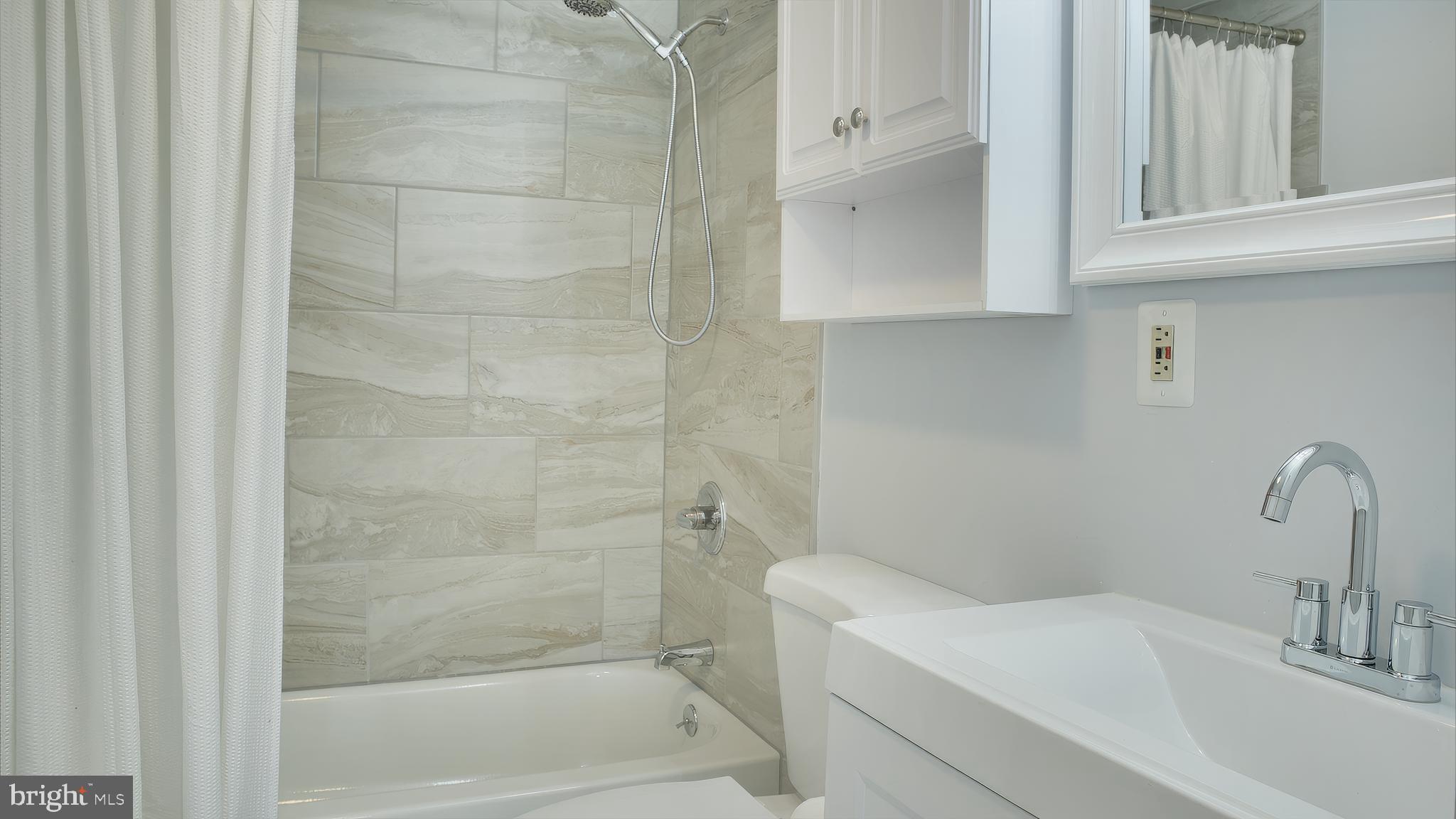 NEWINGTON FOREST - Residential