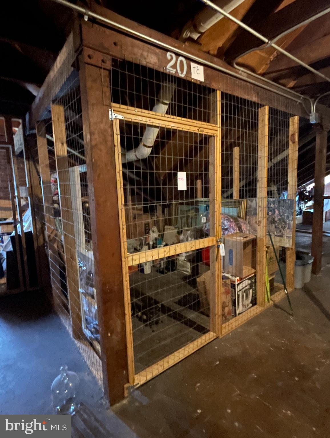 NORTH ROLAND PARK - Residential