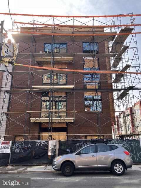 Photo of 174 W Berks Street, PHILADELPHIA, PA 19122 (MLS # PAPH2552998) Photo of 174 W Berks Street, PHILADELPHIA, PA 19122 (MLS # PAPH2552998)