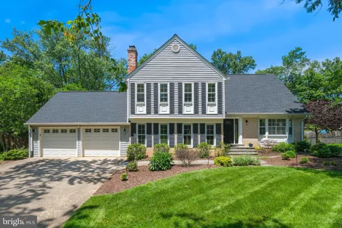 13716 Lockdale Road, Silver Spring, MD MLS: MDMC2179524