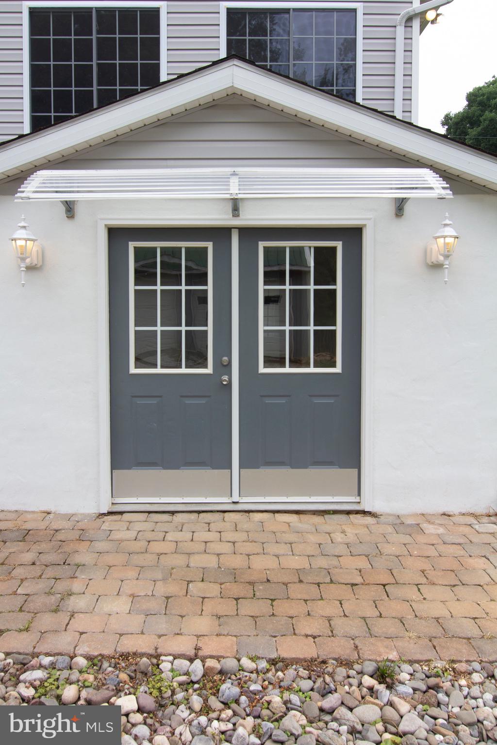 HAMPSTEAD - Residential