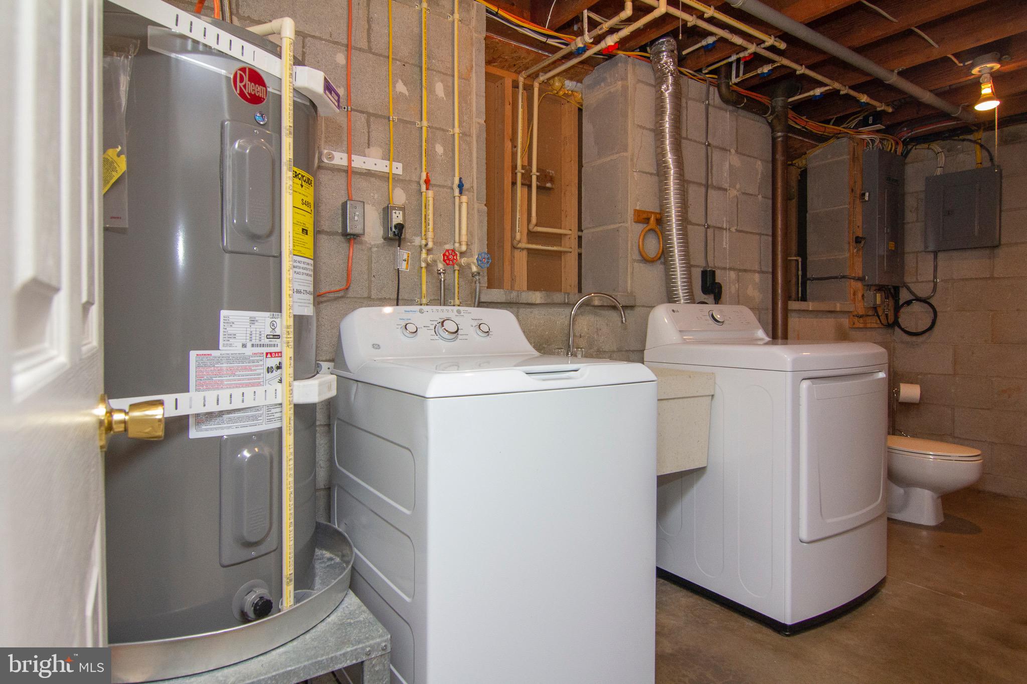 HAMPSTEAD - Residential