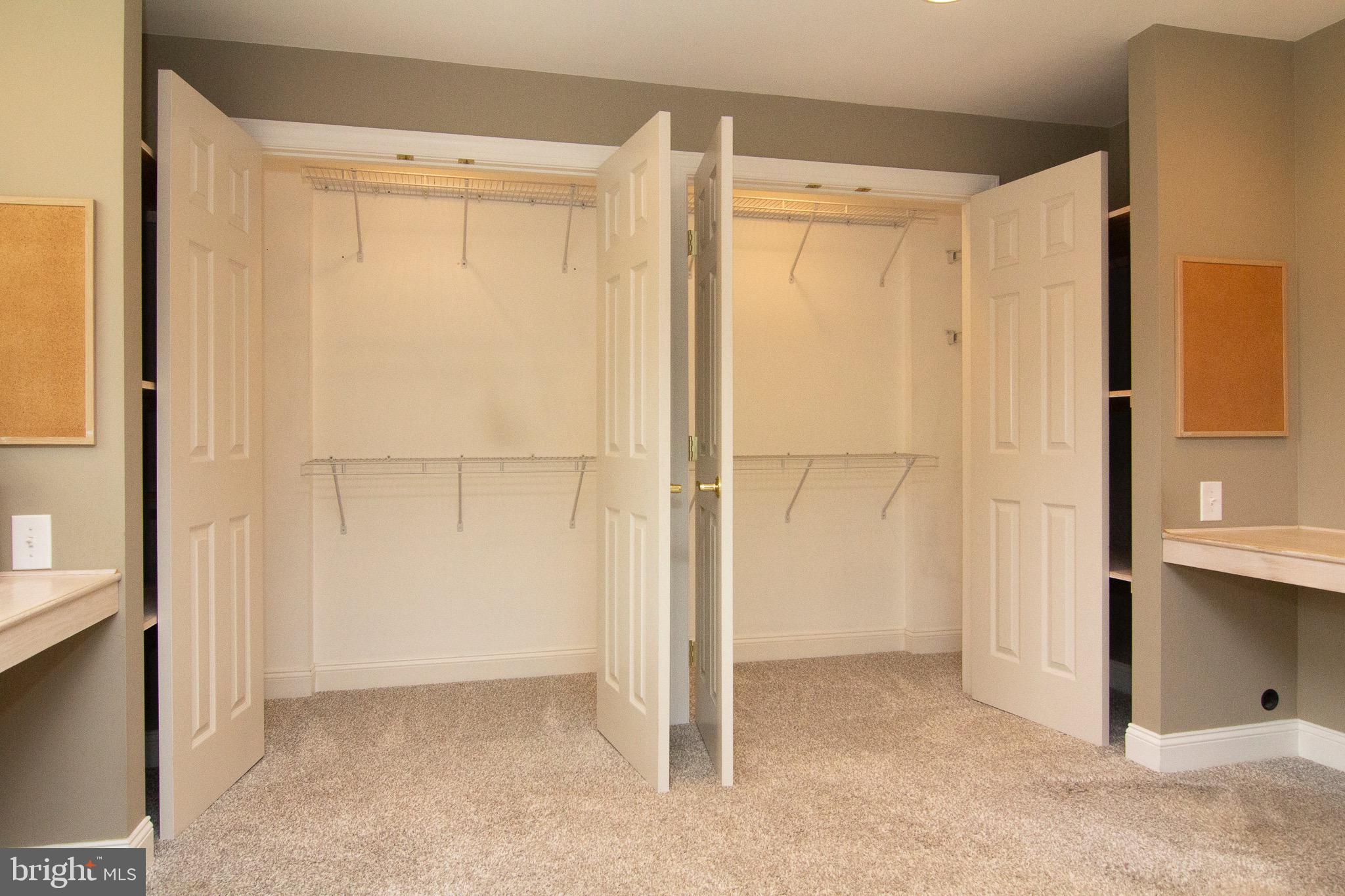 HAMPSTEAD - Residential