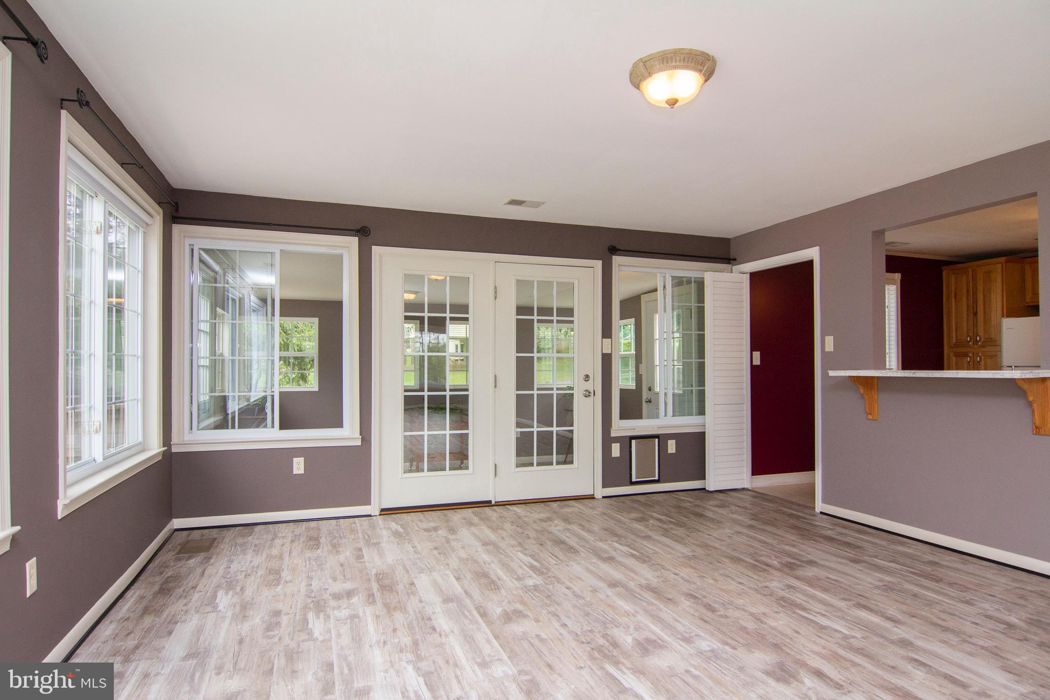 HAMPSTEAD - Residential