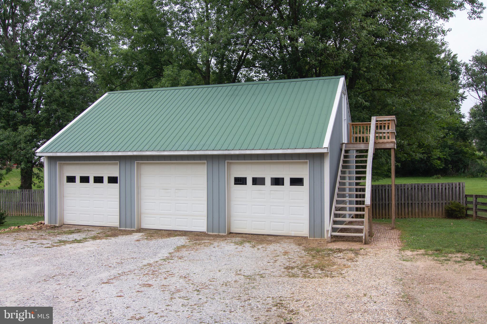 HAMPSTEAD - Residential
