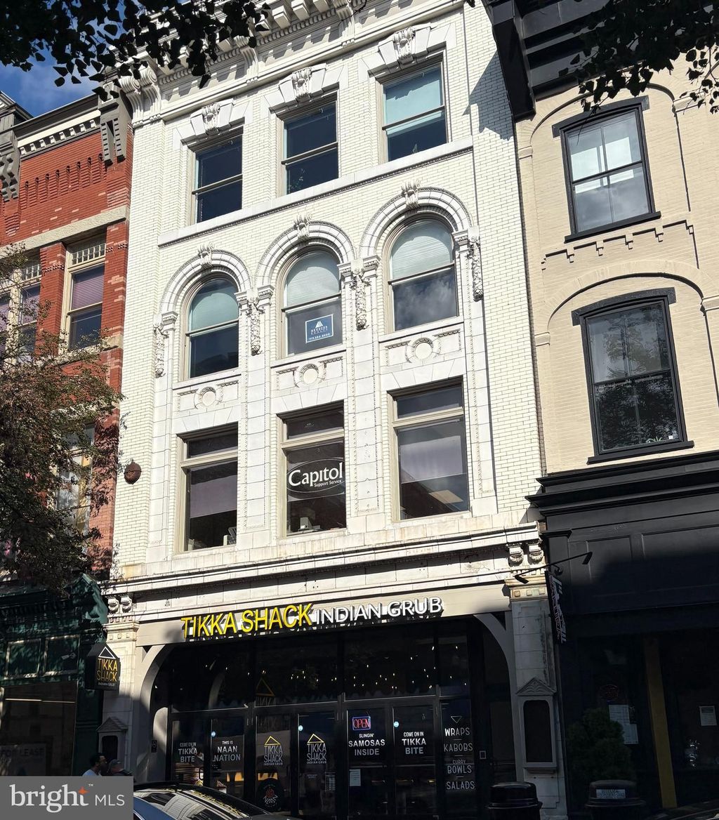 Photo of 25 - 202 E Grant Street E #202, LANCASTER, PA 17602 (MLS # PALA2076958)