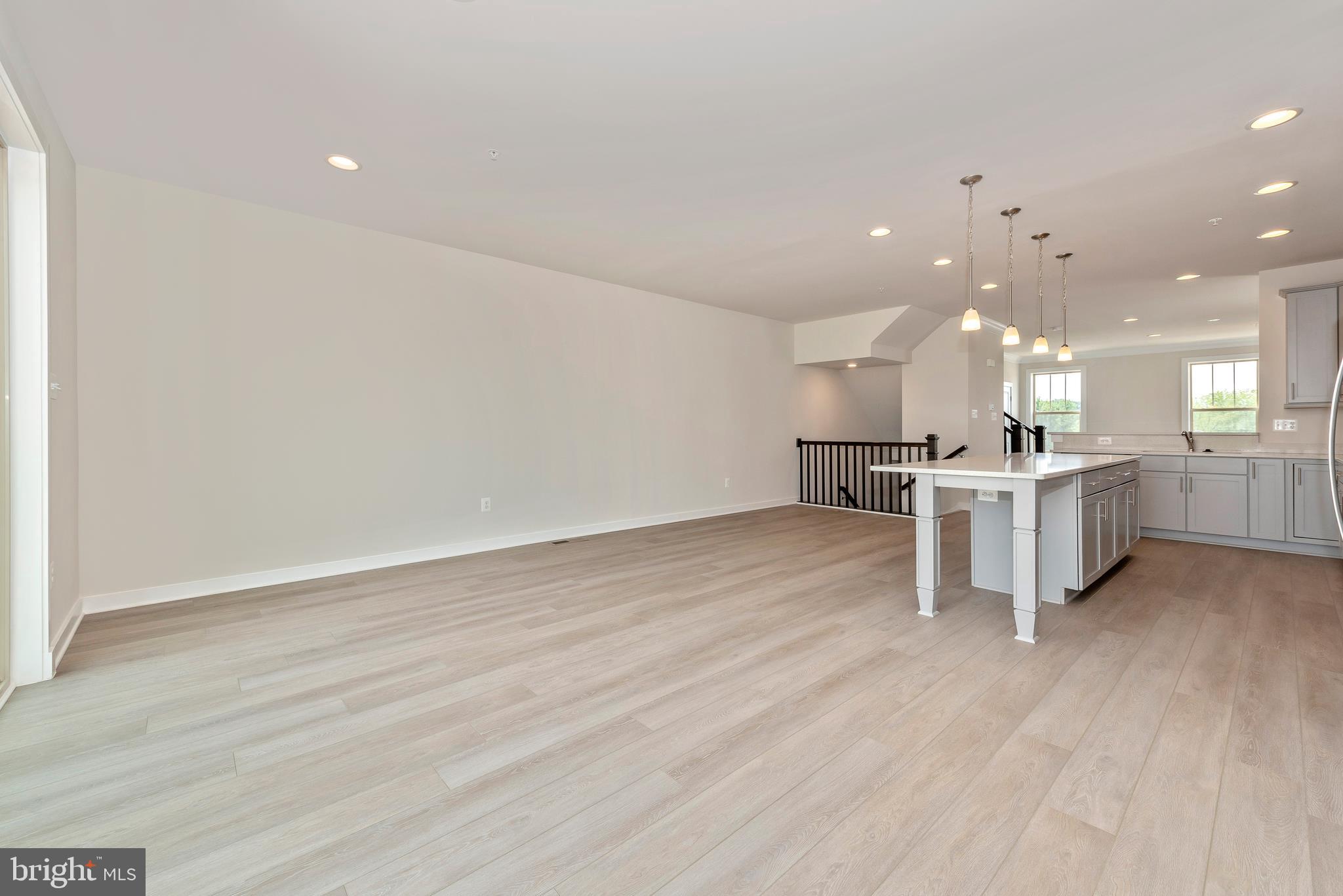 VILLAGES OF URBANA - Residential