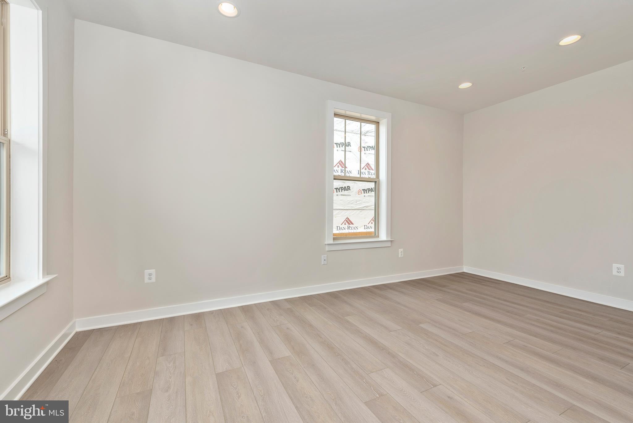 VILLAGES OF URBANA - Residential