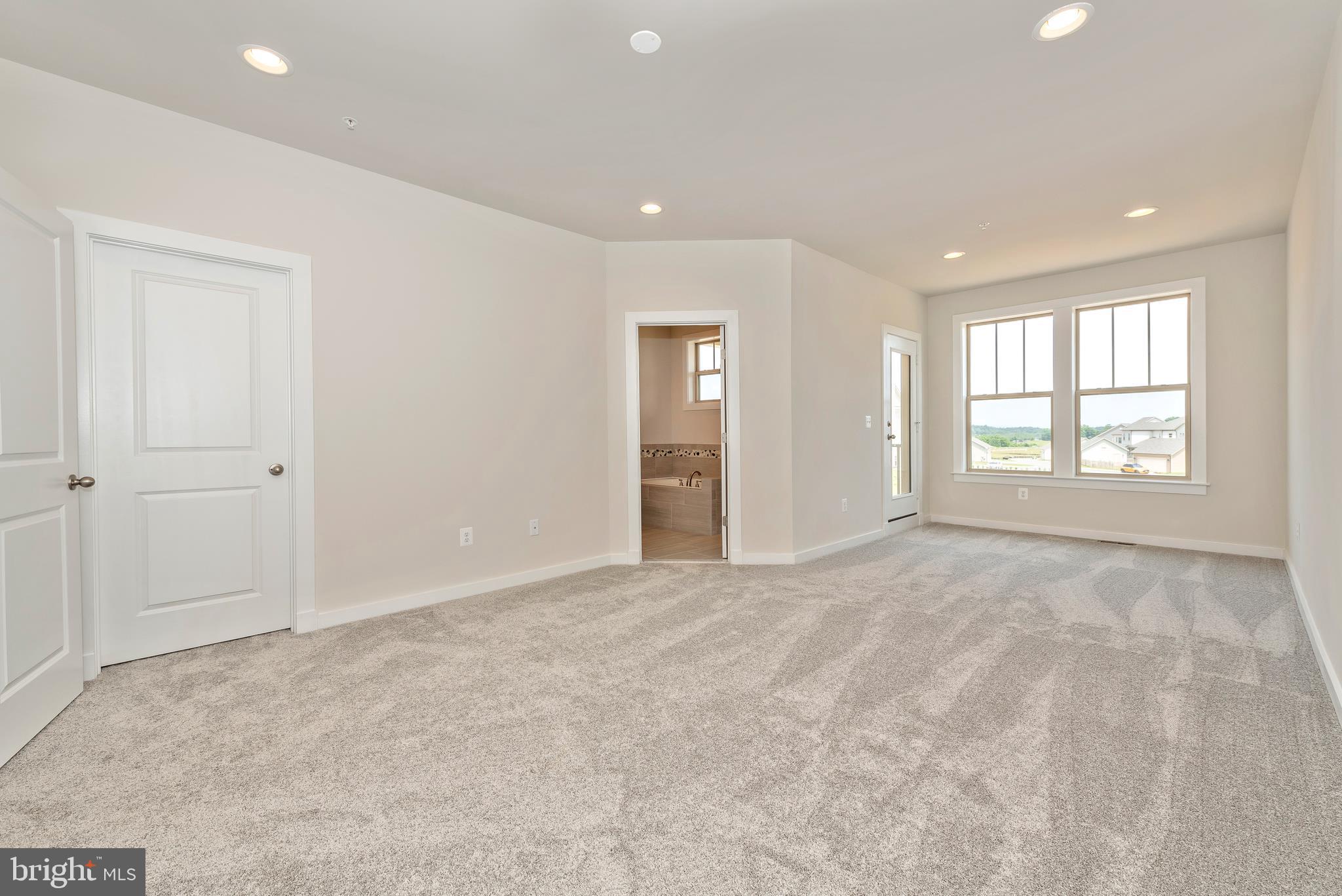 VILLAGES OF URBANA - Residential