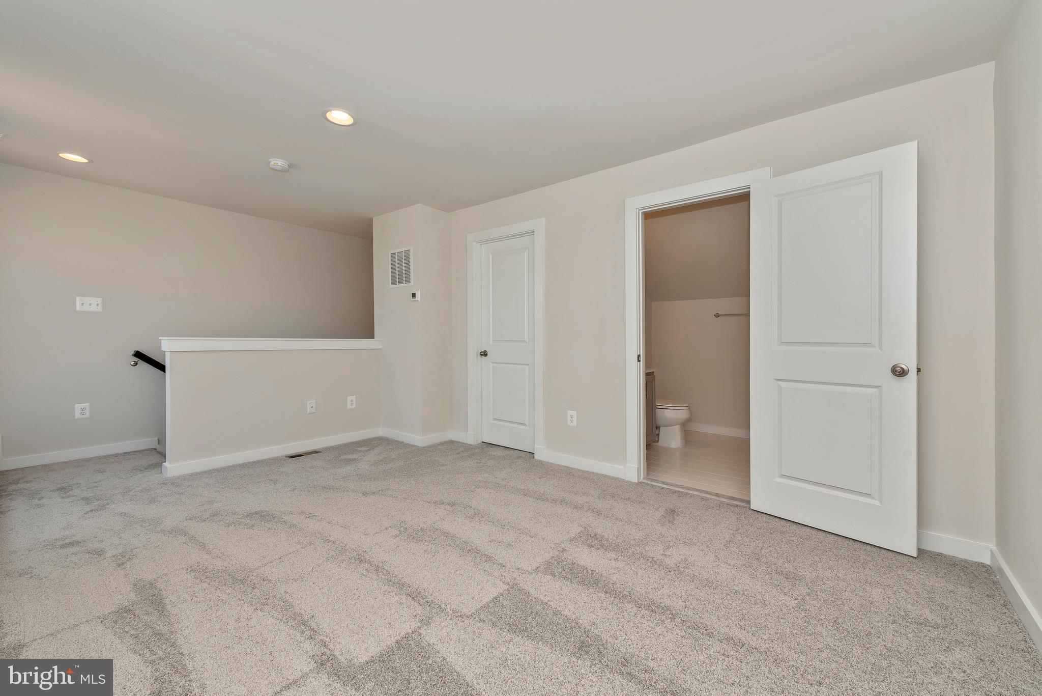 VILLAGES OF URBANA - Residential