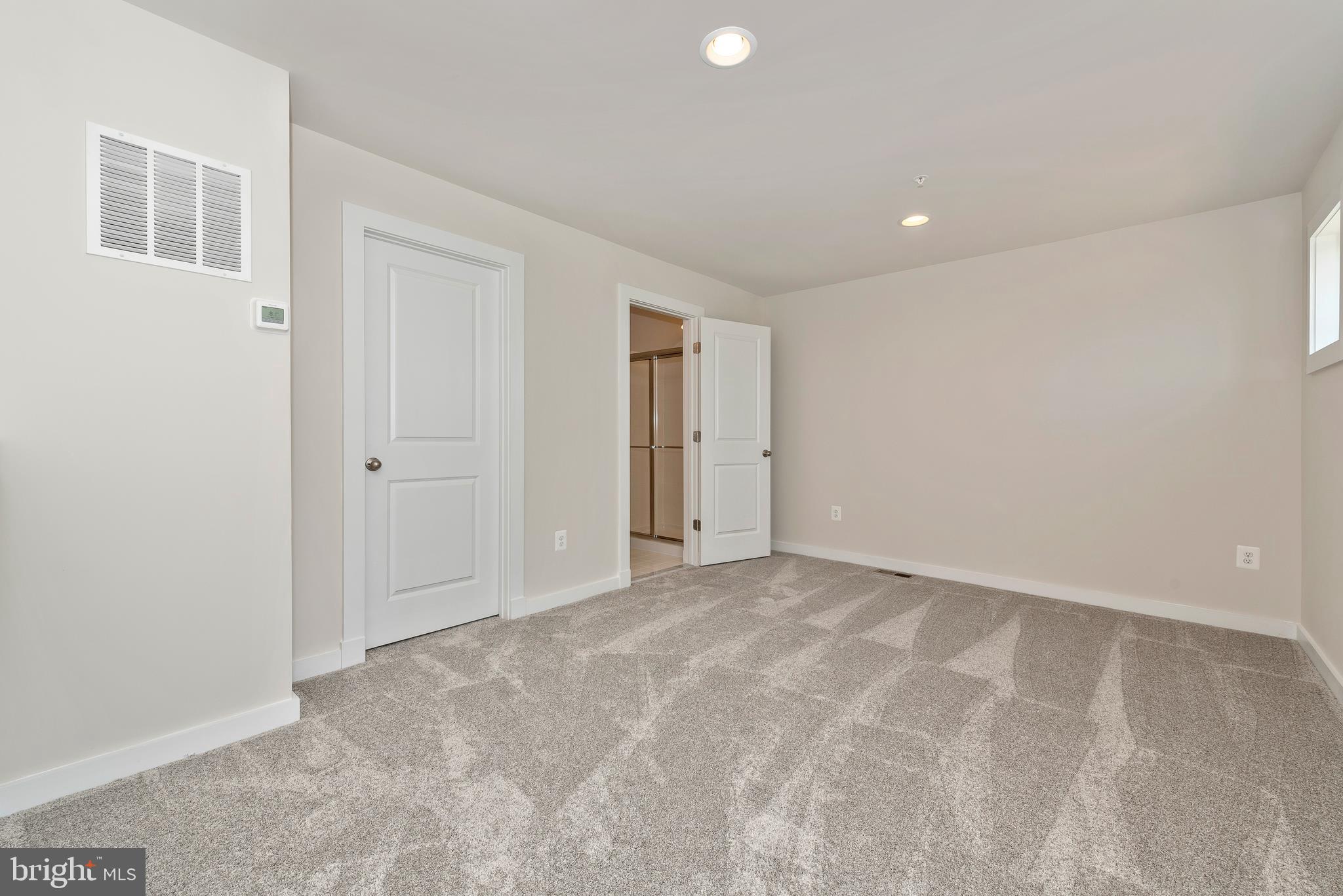 VILLAGES OF URBANA - Residential