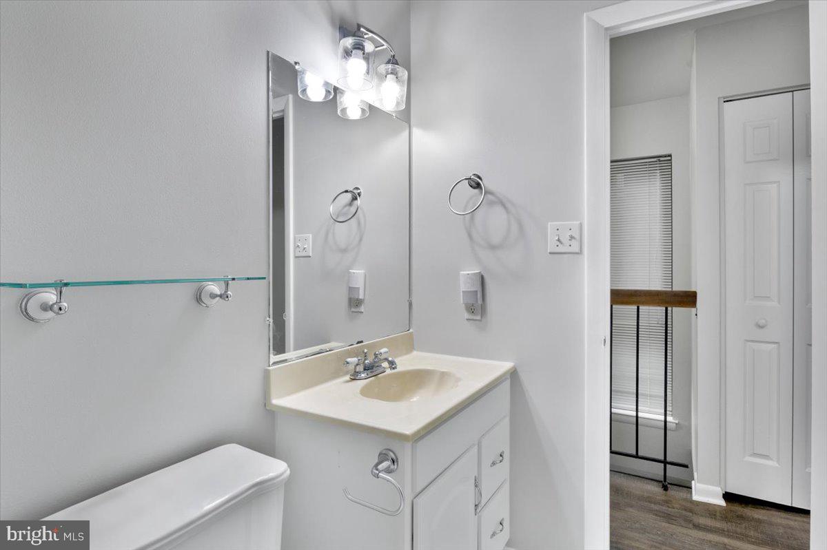 SOUTHAMPTON - Residential Lease