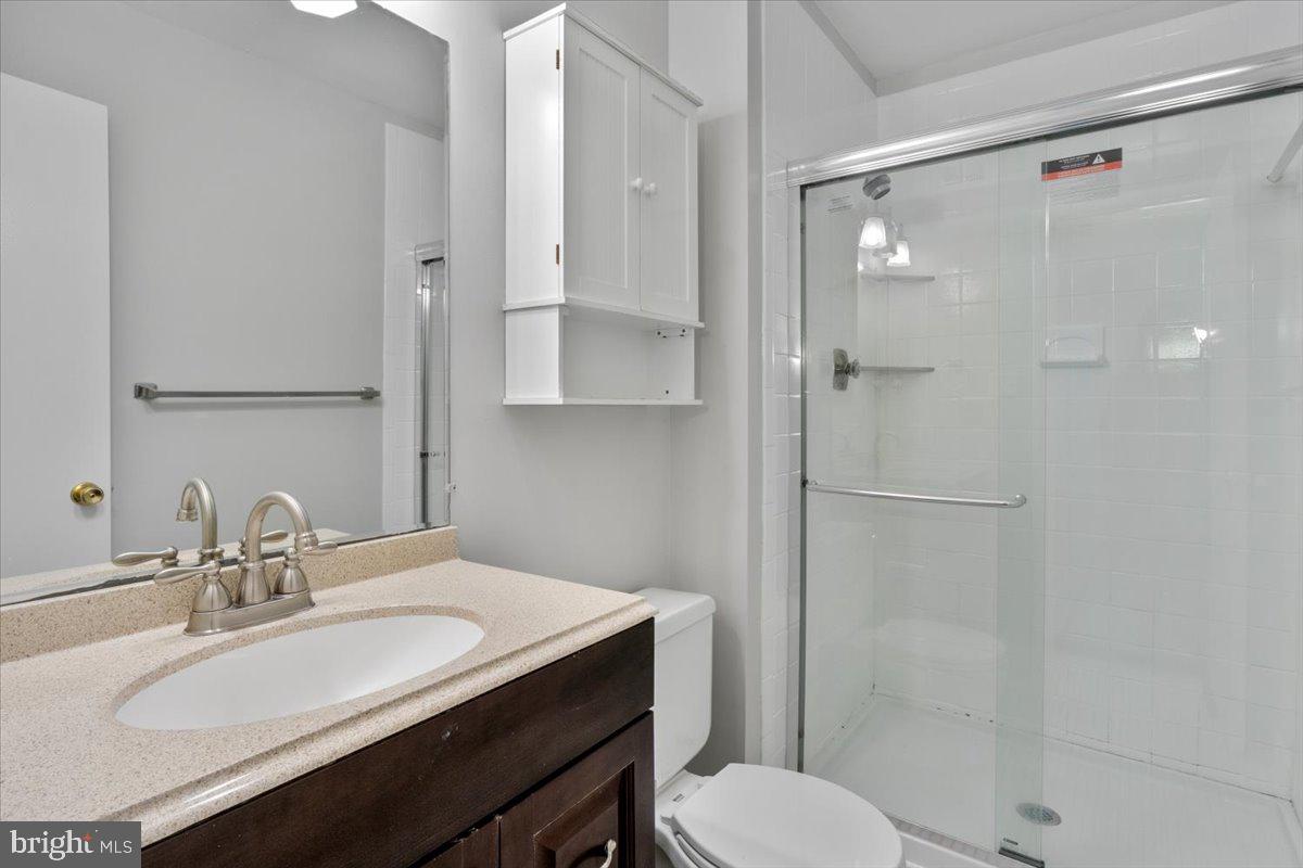 SOUTHAMPTON - Residential Lease