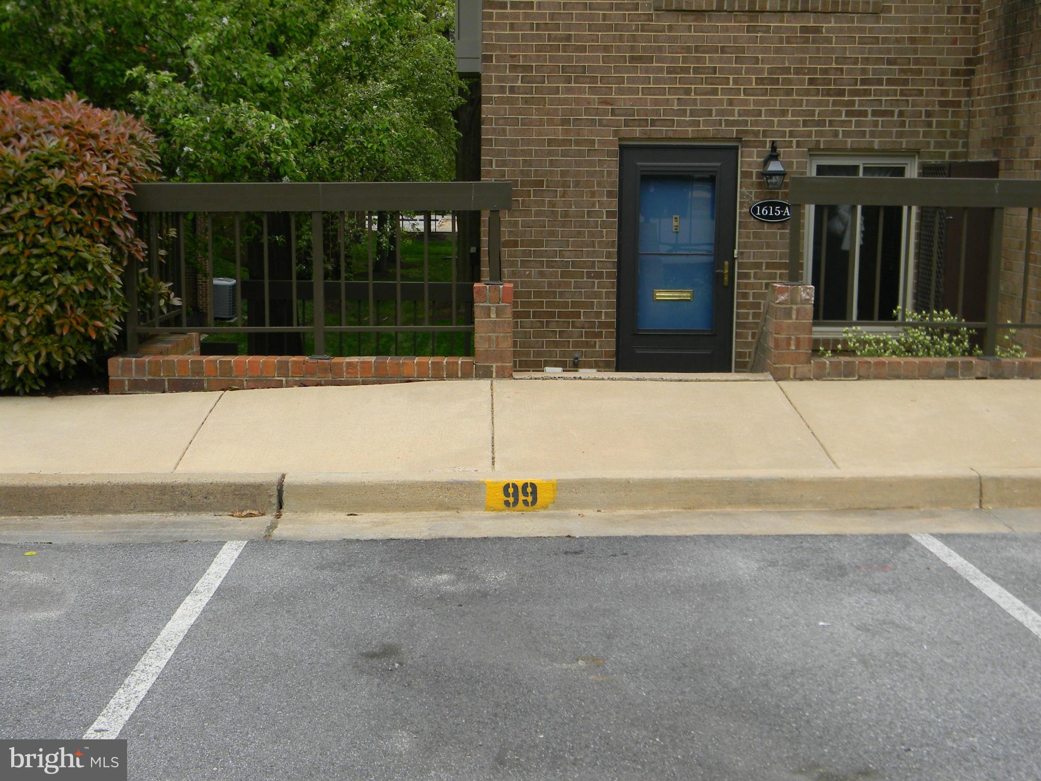 SOUTHAMPTON - Residential Lease